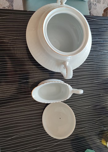 Beden Beyaz ve Gri Desensiz Porselen Çorba Servisi hasarsız