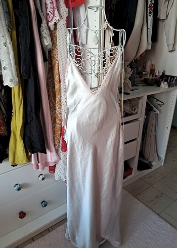 Gri Renk Saten Elbise, Zara