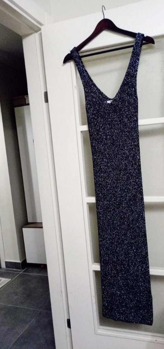 Gri V Yaka Uzun Dar Kesim Kadın Elbise - Görsel 3