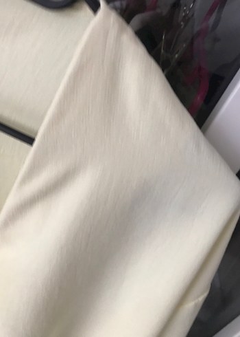 Diğer Beyaz V Yakalı Uzun Kollu Kadın Bluz