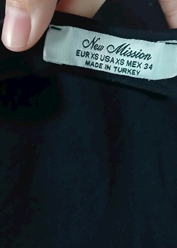 Siyah bisiklet yaka vücüdu saran elbise - Görsel 3