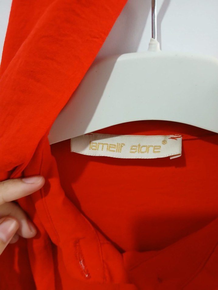 Düğmeli nar çiceği renkli Uzun Kollu Kadın  tunik - Görsel 4