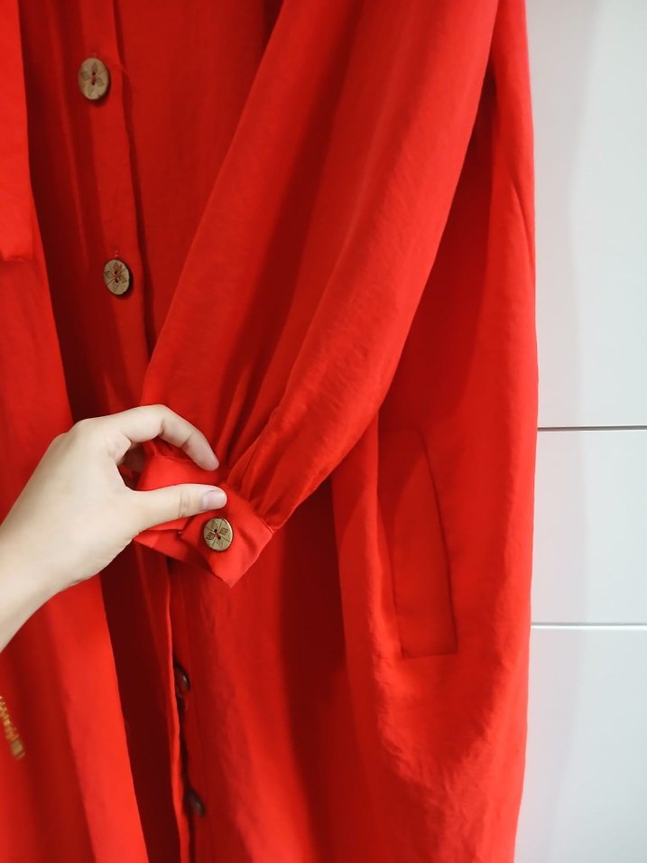 Düğmeli nar çiceği renkli Uzun Kollu Kadın  tunik - Görsel 3