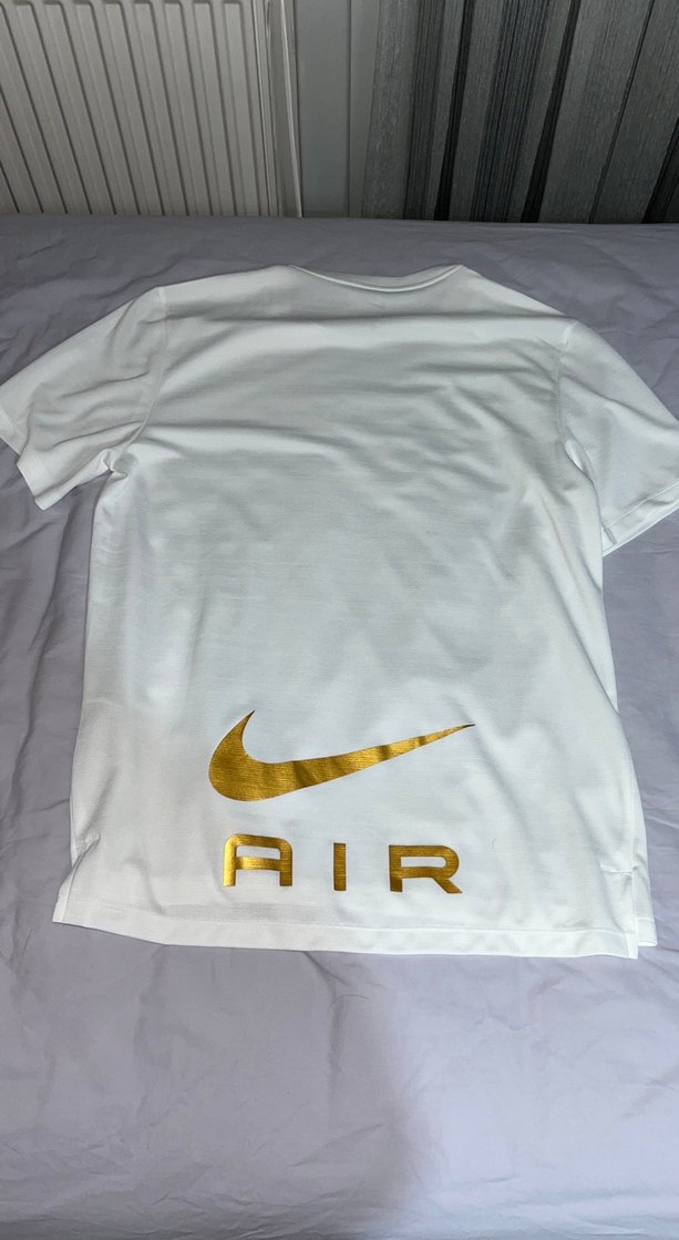 Nike air spor tshirt günlük kullanım için uygun - Görsel 2