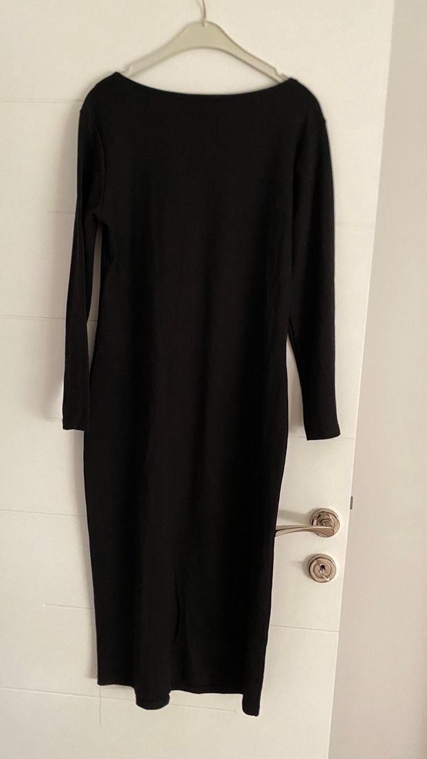 Uzun Kare Yaka Siyah Kadın Elbise - Görsel 2