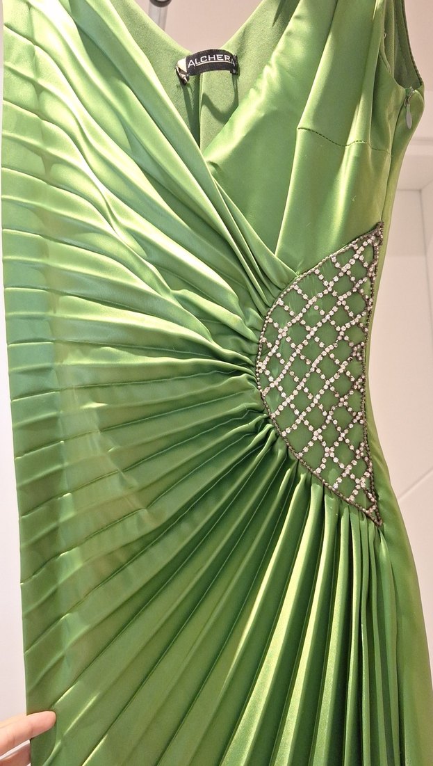 Yeşil Pilili Kadın Abiye Elbise - Görsel 4