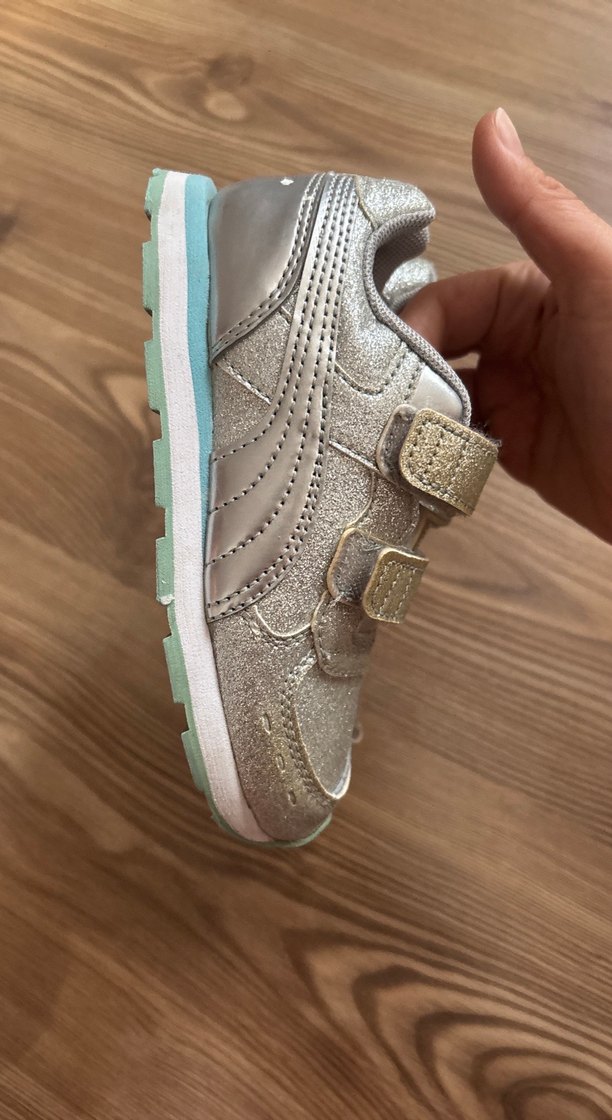 Kız Çocuk Gri Cırt Cırtlı Spor Ayakkabı - Görsel 2