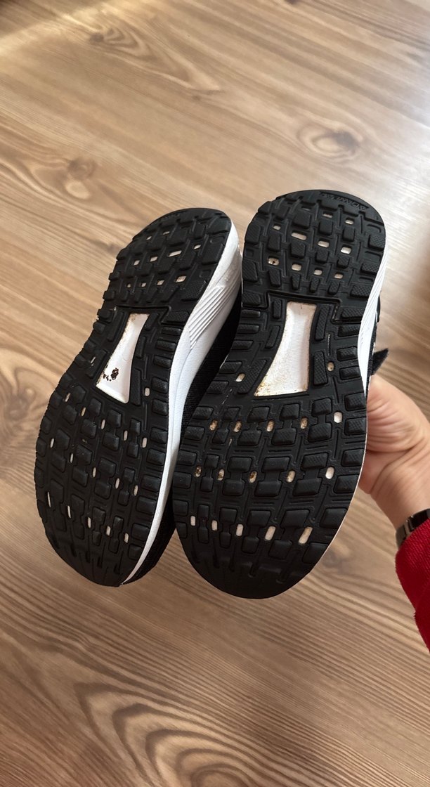 Erkek Çocuk Siyah Cırtlı Spor Ayakkabı - Görsel 4