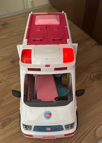 Barbie ambulansı - Görsel 3