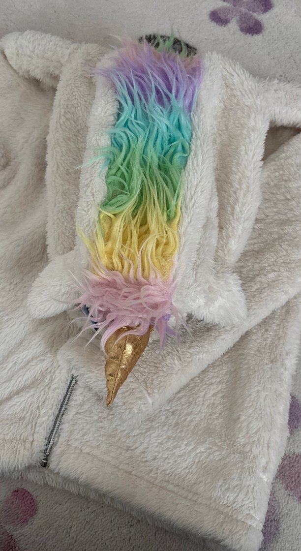 Kız Çocuk Beyaz Kapüşonlu Peluş Ceket - Görsel 2