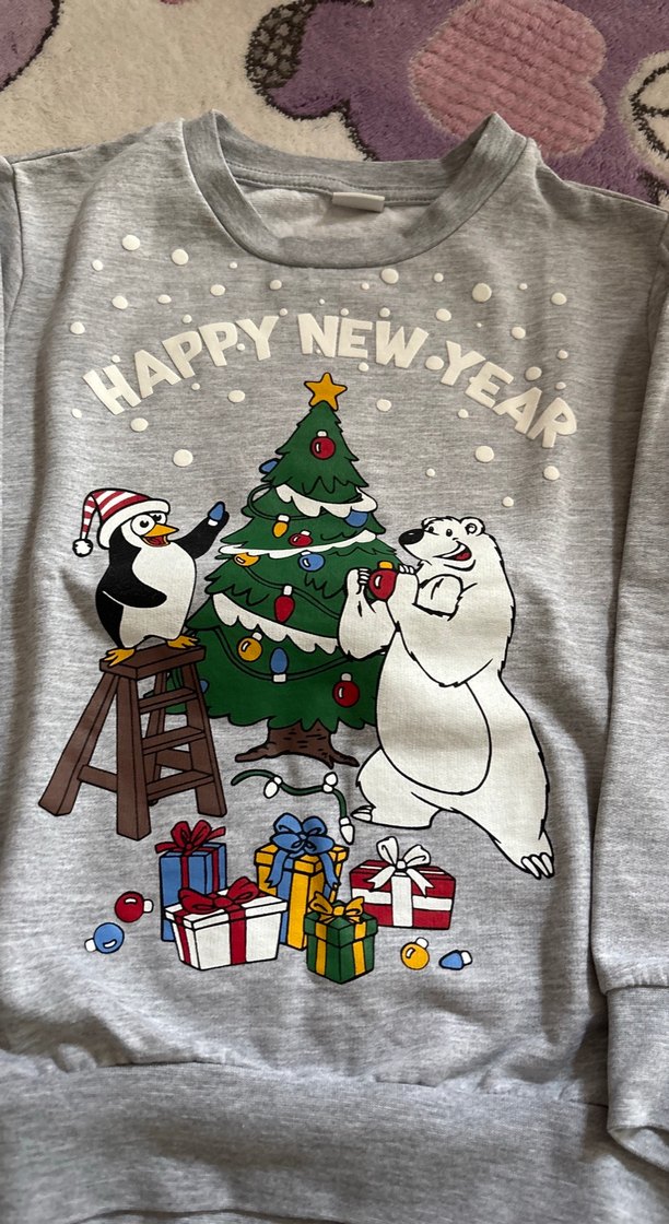 Gri Yeni Yıl Temalı Sweatshirt - Görsel 2