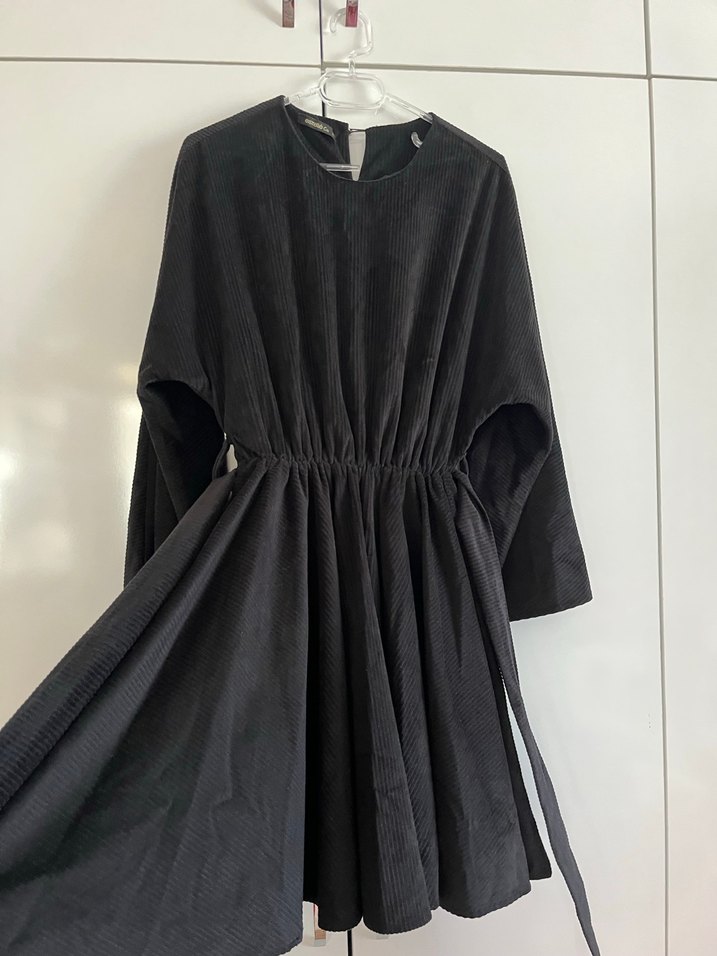 Siyah Midi Boy kadife Uzun Kollu Salaş Elbise - Görsel 3