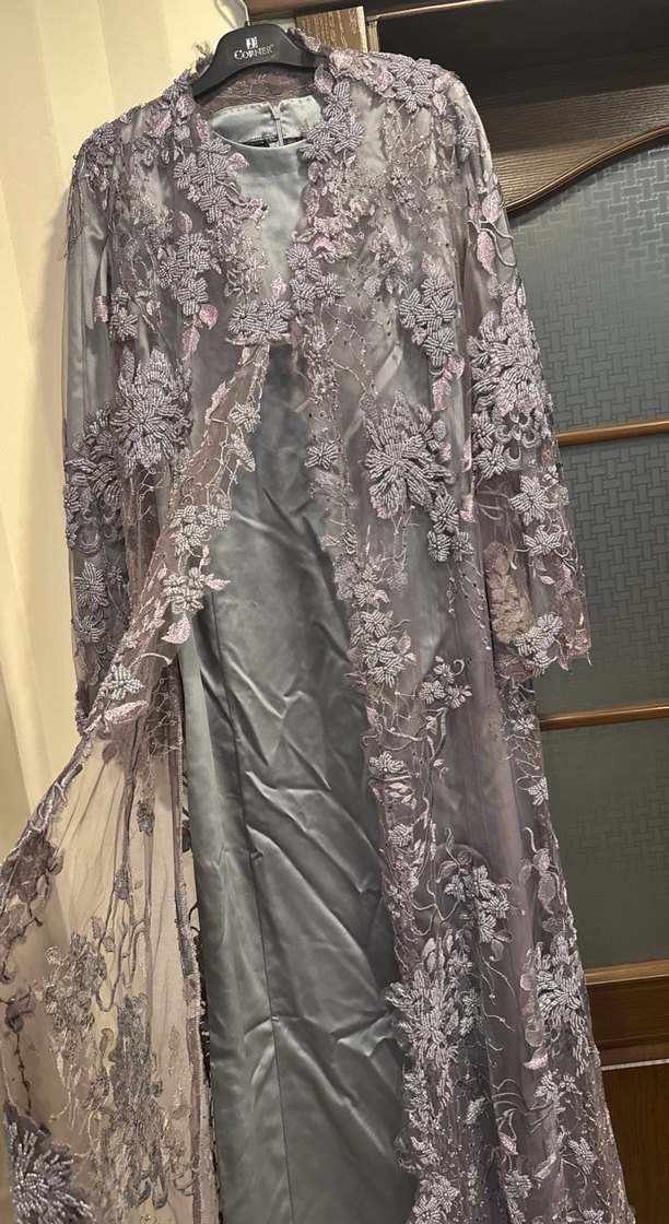 Nakışlı Uzun Gri Kadın abiye elbise - Görsel 2