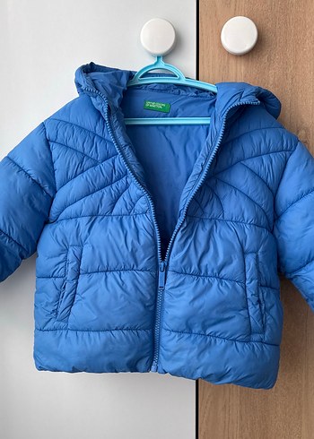 Erkek Çocuk Mavi Kapüşonlu Mont - Görsel 2