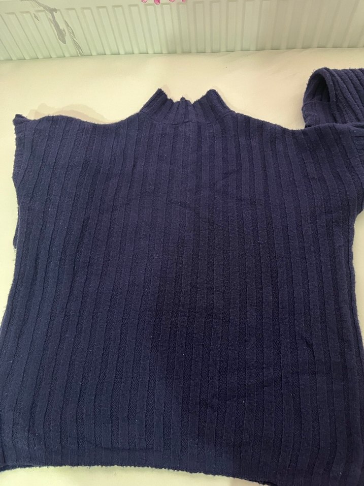 Düğmeli Lacivert Keten Kadın Kazak - Görsel 4