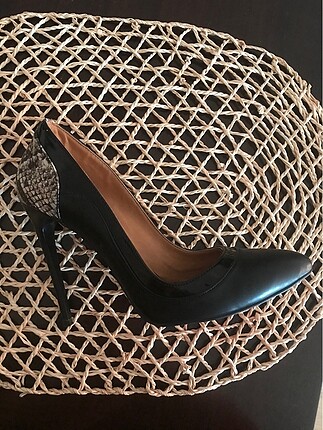 Milla stiletto siyah