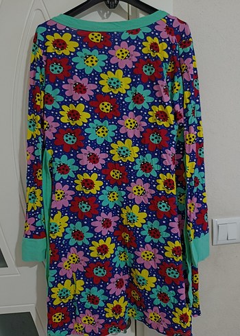 Çiçekli ve Uğur Böcekli Renkli Mini Kadın Pijama - Görsel 3