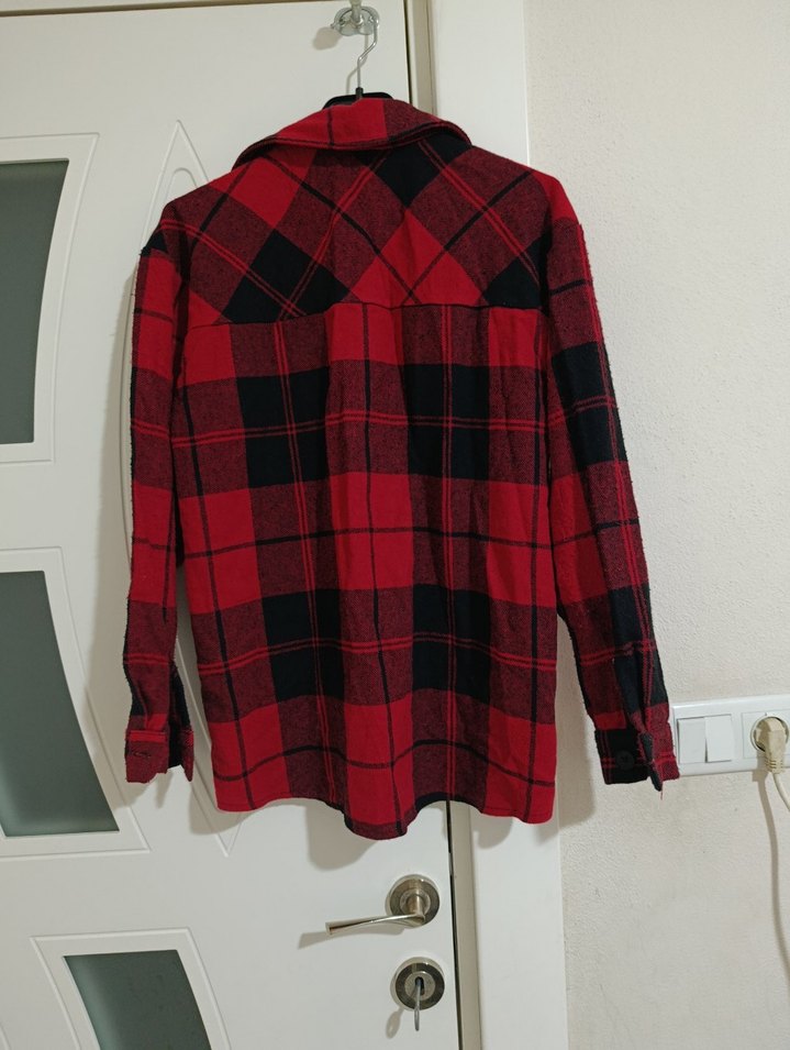 Kırmızı oduncu gömleği - Görsel 2