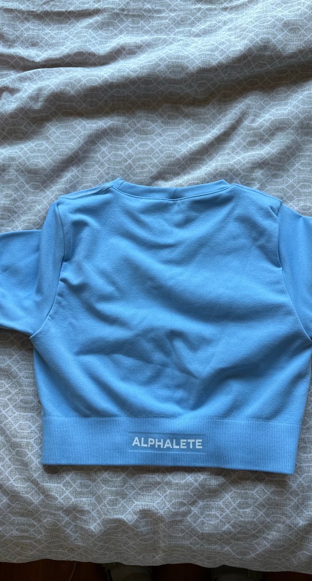 Mavi Kısa Kollu Crop Top - Görsel 2