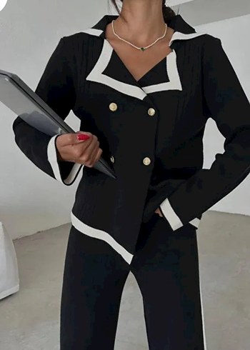 Düğmeli Siyah Midi Kadın Takım - Görsel 2