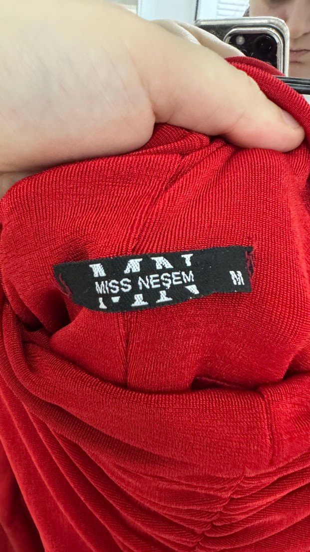 Kırmızı Drapeli Uzun V Yaka Kadın Elbise - Görsel 5