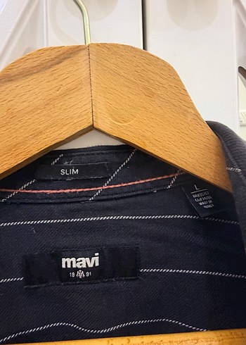 Düğmeli Siyah Çizgili Erkek Gömlek - Görsel 5