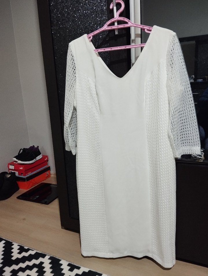 Dantel Detaylı Beyaz V Yaka Midi nikah Elbisesi - Görsel 2