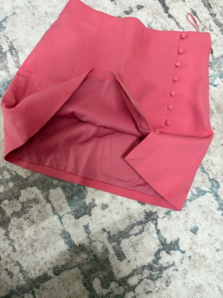 Zara marka Düğmeli Pembe Mini Etek - Görsel 2