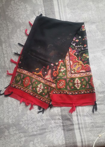 Desenli Şal - Görsel 3