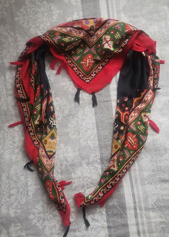 Desenli Şal - Görsel 2