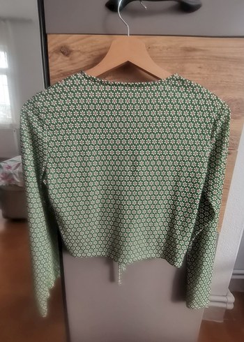 V yaka İp Detaylı Uzun Kol Crop Bluz - Görsel 2