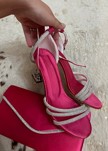 Pembe Parlak Taşlı Yüksek Topuklu Abiye Ayakkabı