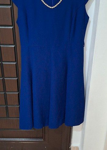 Zincir Detaylı Lacivert Midi Elbise - Görsel 4