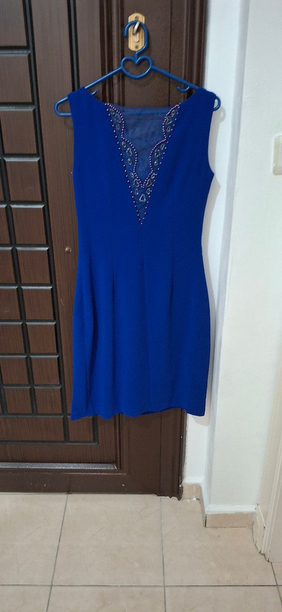 Mavi V Yakalı Boncuk İşlemeli Midi Elbise - Görsel 2