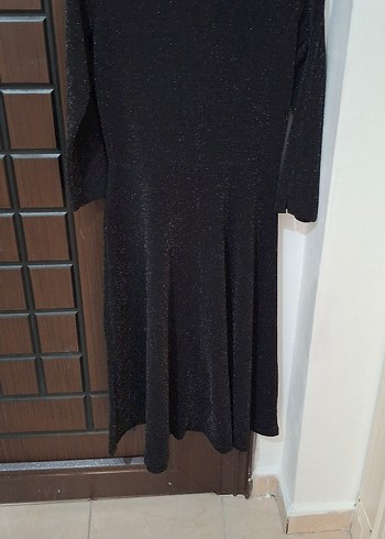 Siyah Uzun Kollu Piliseli Kadın Elbise - Görsel 2