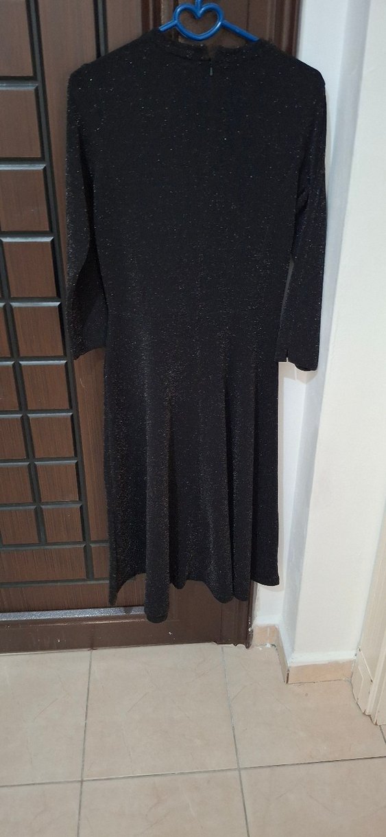 Siyah Uzun Kollu Piliseli Kadın Elbise - Görsel 2