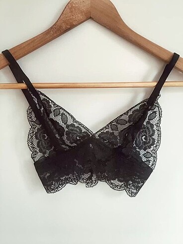 Siyah Bralet