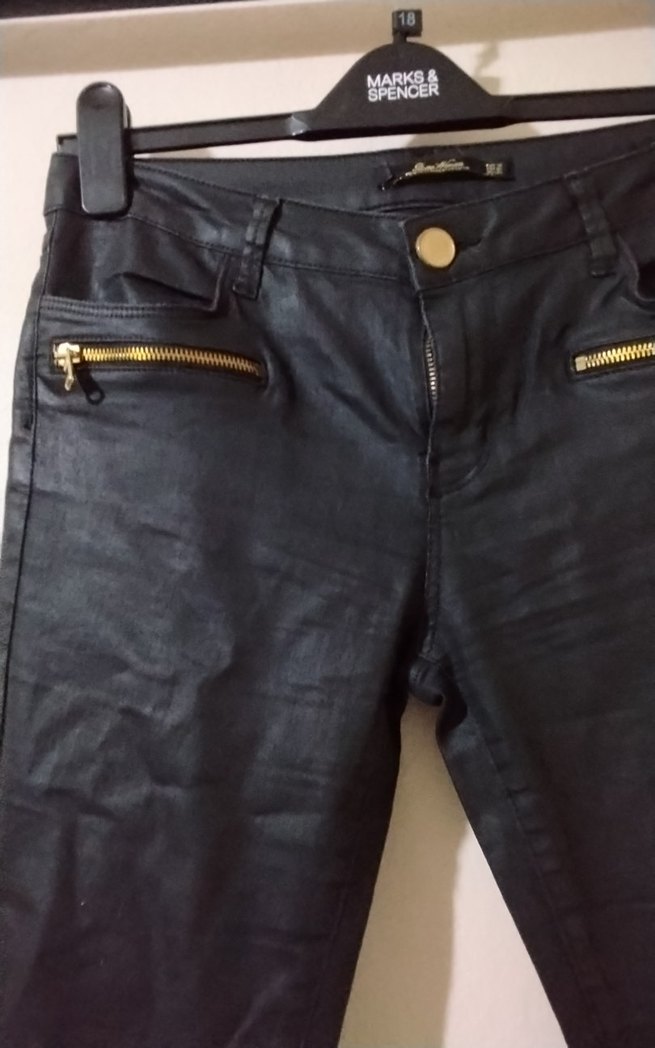 Siyah Deri Fermuarlı Dar Kesim Kadın Pantolon - Görsel 2