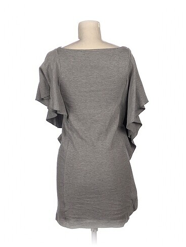 s Beden PreLoved Kısa Elbise %70 İndirimli.