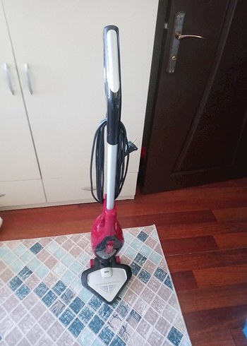 Kırmızı renkli renkli elektrikli süpürge - Görsel 2