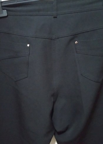 Siyah Kadın Midi Kumaş Pantolon - Görsel 5