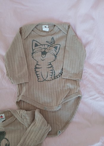 Uzun Kollu Bej Bebek Body - Görsel 2