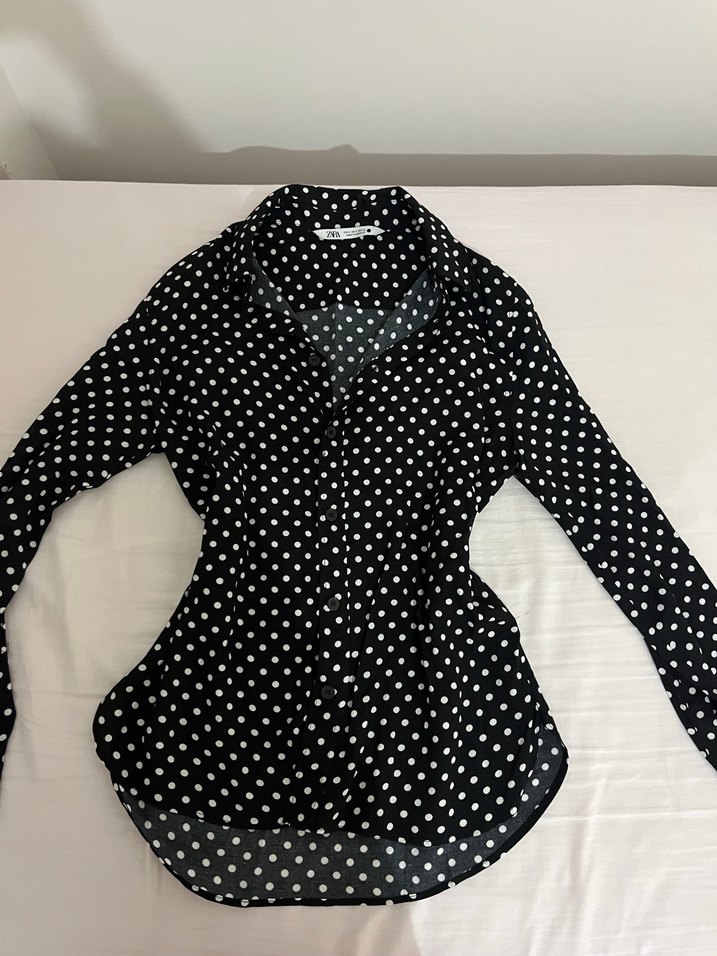 Zara Siyah Puantiyeli Uzun Kollu gömlek ve şort takım S beden - Görsel 2