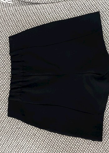 Siyah şort etek 34 beden trendyolmilla 1 kere giyildi - Görsel 3