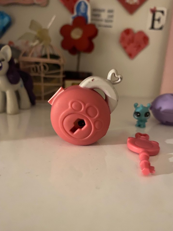 LPS Miniş kedi ve uzaylı kilitli mini kutularıyla - Görsel 5