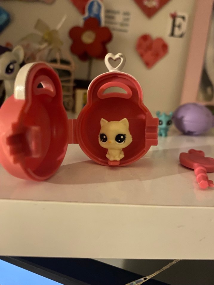 LPS Miniş kedi ve uzaylı kilitli mini kutularıyla - Görsel 4