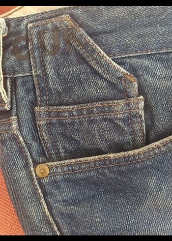 Kemer Detaylı Kot Pantolon - Görsel 5