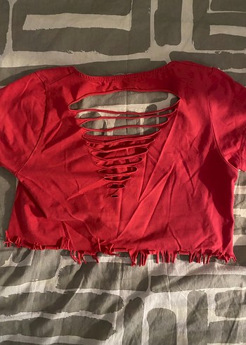 Kısa Kollu Pembe Crop - Görsel 2