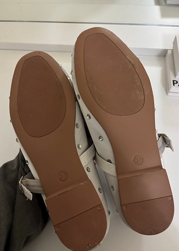 Gri Tokalı Babet Ayakkabı - Görsel 2