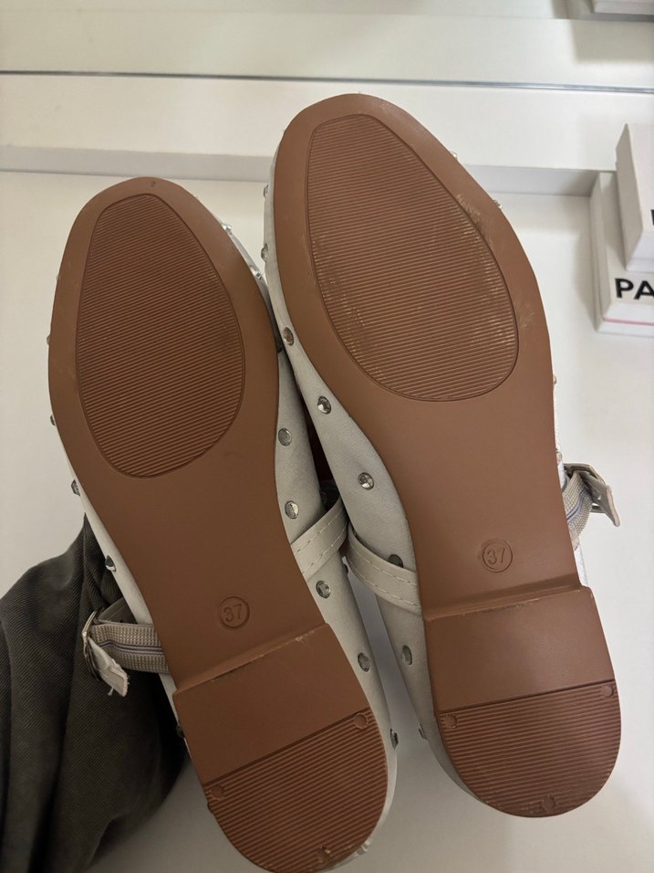 Gri Tokalı Babet Ayakkabı - Görsel 2